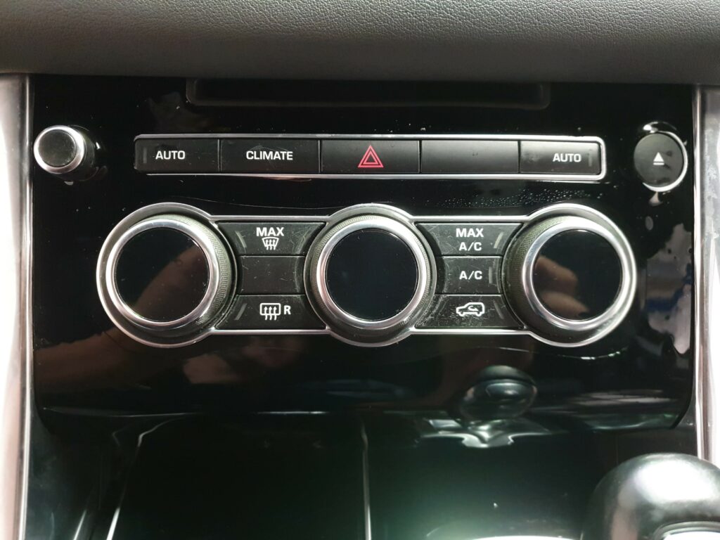 climate control panel